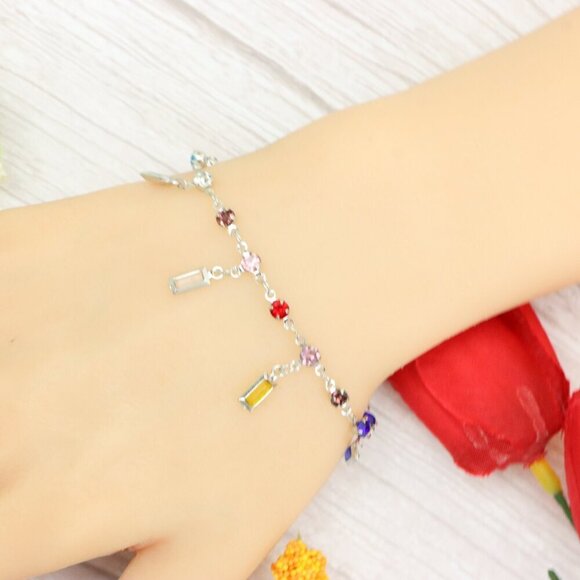 "Trendy Handmade Bracelet – A Thoughtful Gift for Girls & Women | UNVRC1323 - Picture 4 of 10